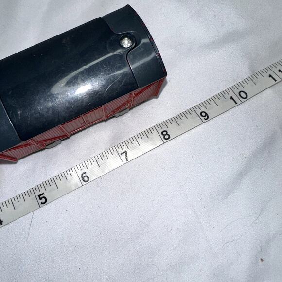 Thomas the Train Trackmaster Motorized Tank Engine Friends #1 2009 & Cargo Car - Picture 10 of 11